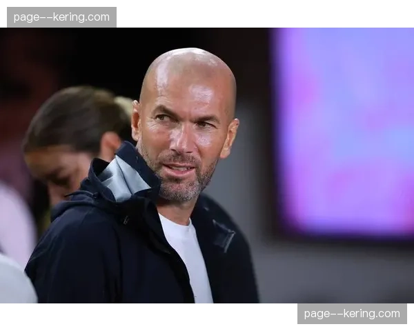 齐达内与法国足协达成口头协议，世界杯后将接任法国国家队主帅